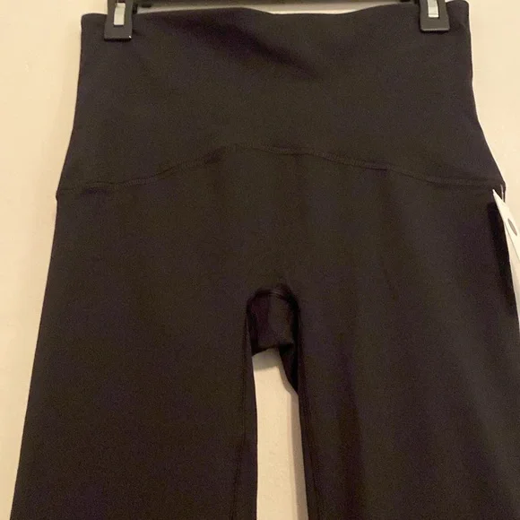 SPANX Black Booty Boost 7/8 Leggings [Size: L] - Picture 6 of 9